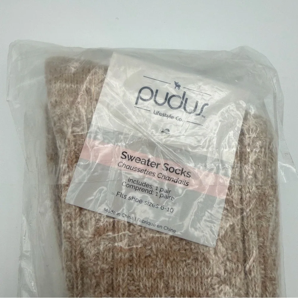 Pudus Sweater‎ Socks Women's Fits Shoe Sizes 6-10 FabFitFun NEW